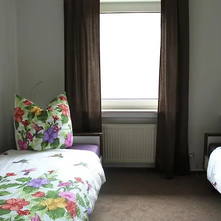 Haus Flora - Ferienwohnungen * Cochem