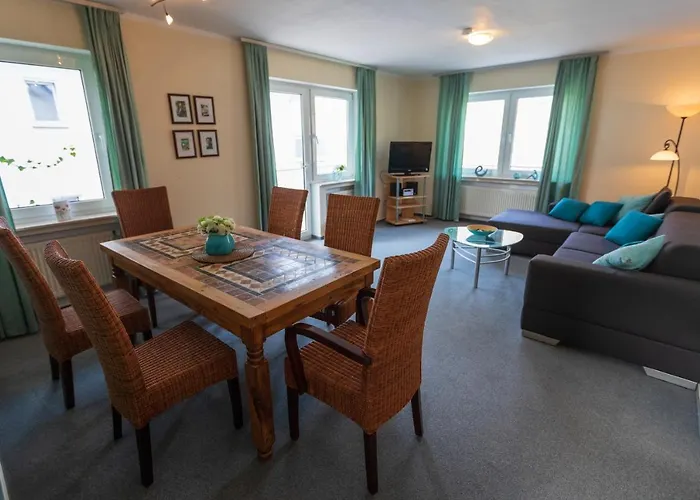 شقة Haus Flora - *